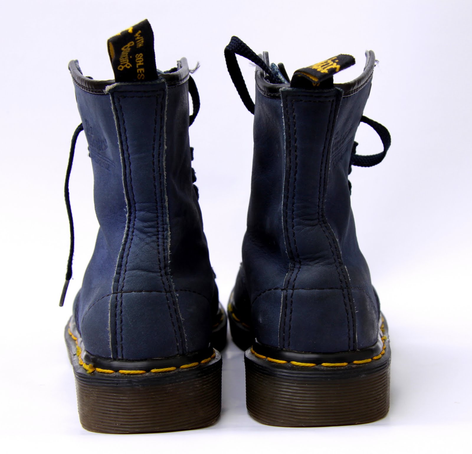 British Corner Dr Martens 8 Eye Boot Nubuck Leather Marimea 4 (3738 )