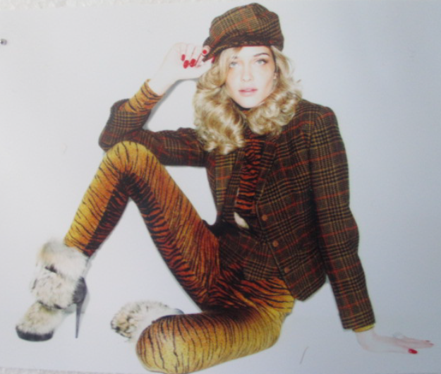 Tranquility feeling inspired, feeling fashion.