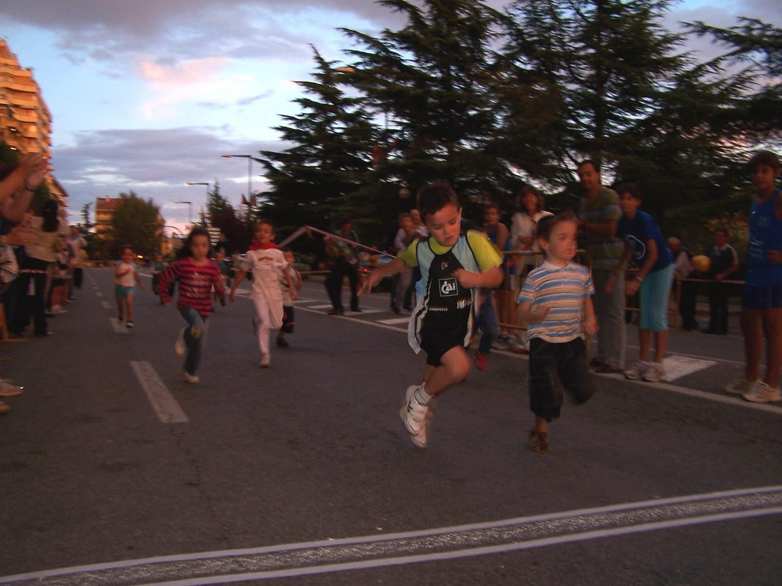 [Monzón+2009+040--.jpg]