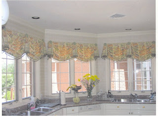 Window treatments perk up this contemporary kitchen