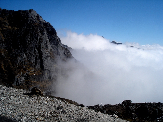 tawang arunanchal pradesh india lakes snow winters travel road-trip