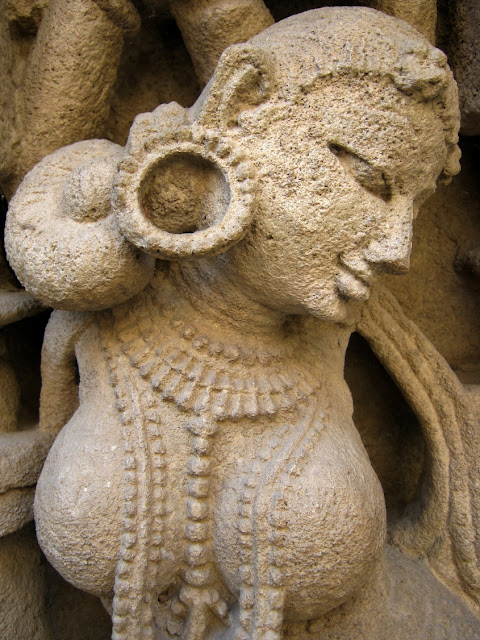 rani ki vav stepwell patan gujarat travel tourism carvings breasts