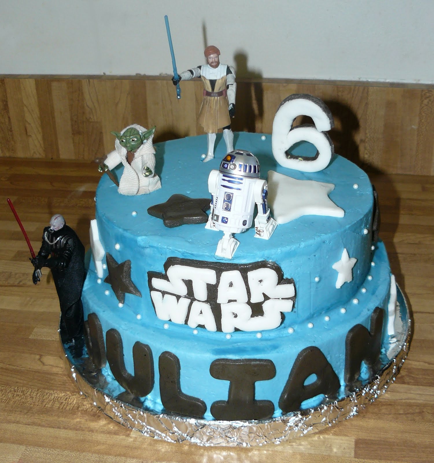 Keepsake Cakes and Pastries: Star Wars Cake