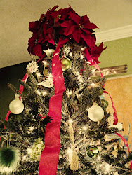 christmas tree aesthetic topper poinsettia ao note oiseau