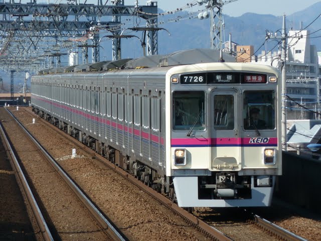 京王電鉄　準特急　新宿行き2　7000系幕式