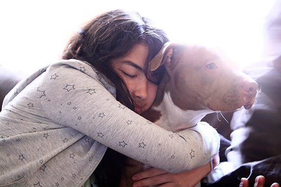 [sam+and+Chloe+hug.jpg]