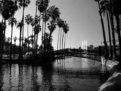 [Echo_Park_Lake_Bridge.jpg]