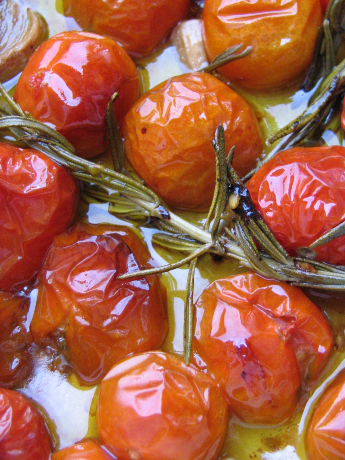 FOOD STYLING AND REAL LIFE Cherry Tomato Confit & Pasta