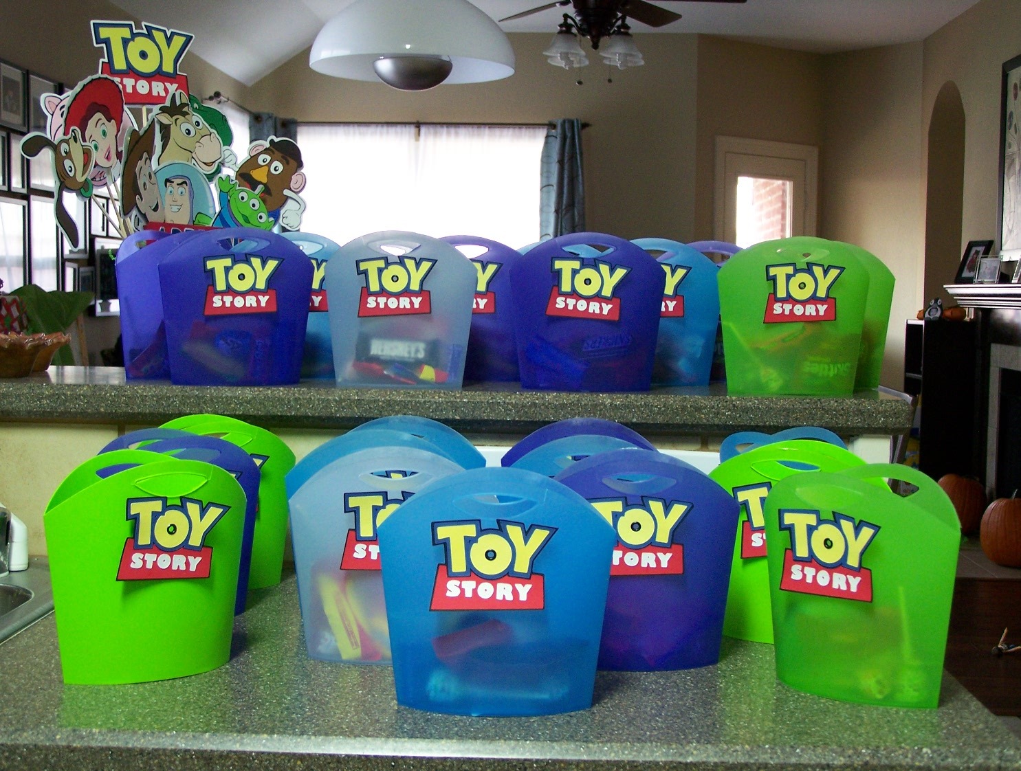 toy story party supplies near me