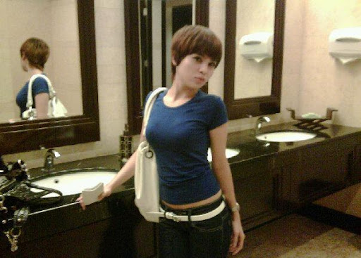 Gambar Bogel Emilia   Melayu Boleh.Com