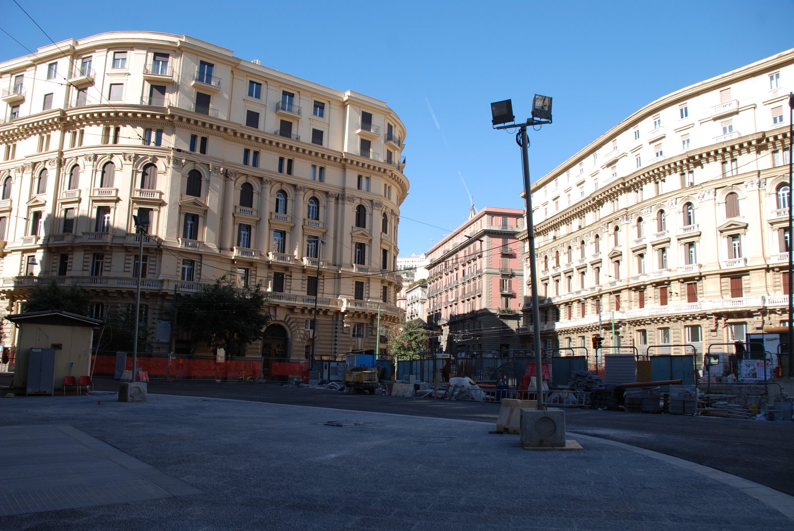 La piantina di piazza Bovio a