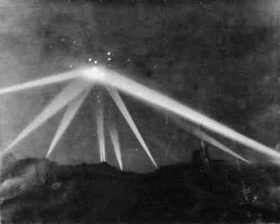 Benarkah Telah Terjadi Pertempuran Antara Militer Amerika Dengan Ufo Tahun 1942 [ www.BlogApaAja.com ]