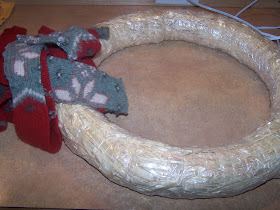 repurposed sweater wreath http://bec4-beyondthepicketfence.blogspot.com/2010/12/12-days-of-christmas-ideas-day-6-and.html
