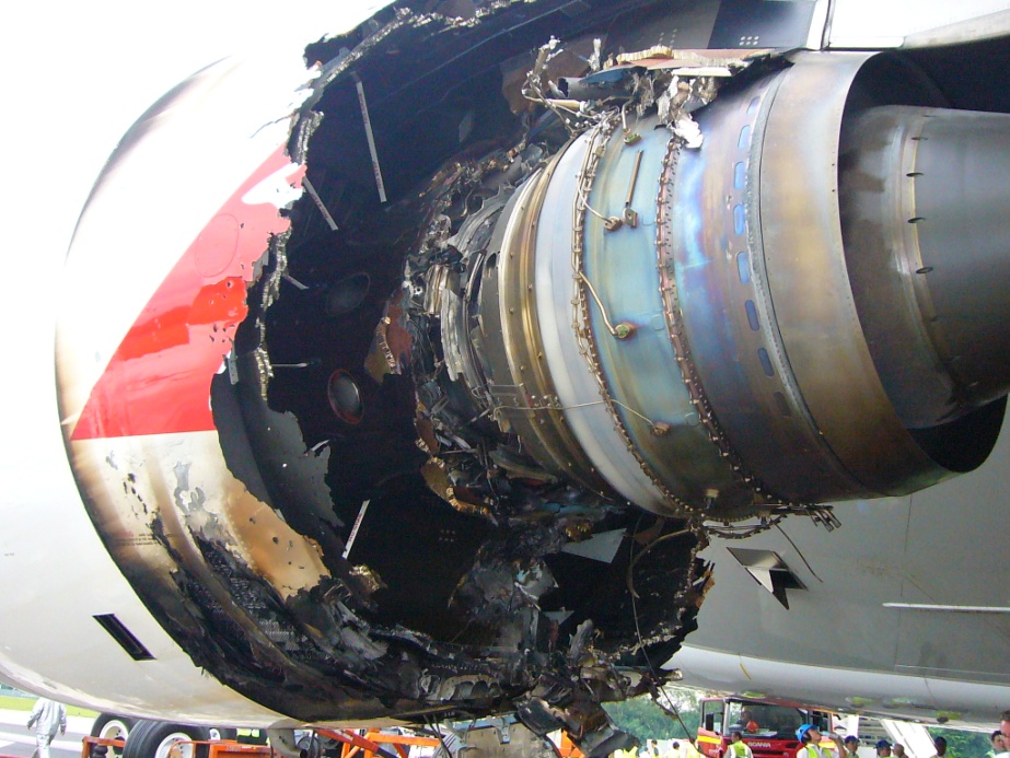 Aircrew Buzz Qantas Flight 32 Uncontained engine failure and damage