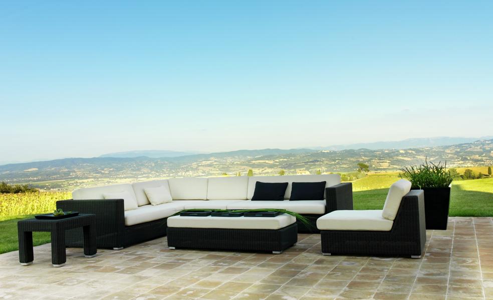 Small Home Poolside Furniture Styles photo