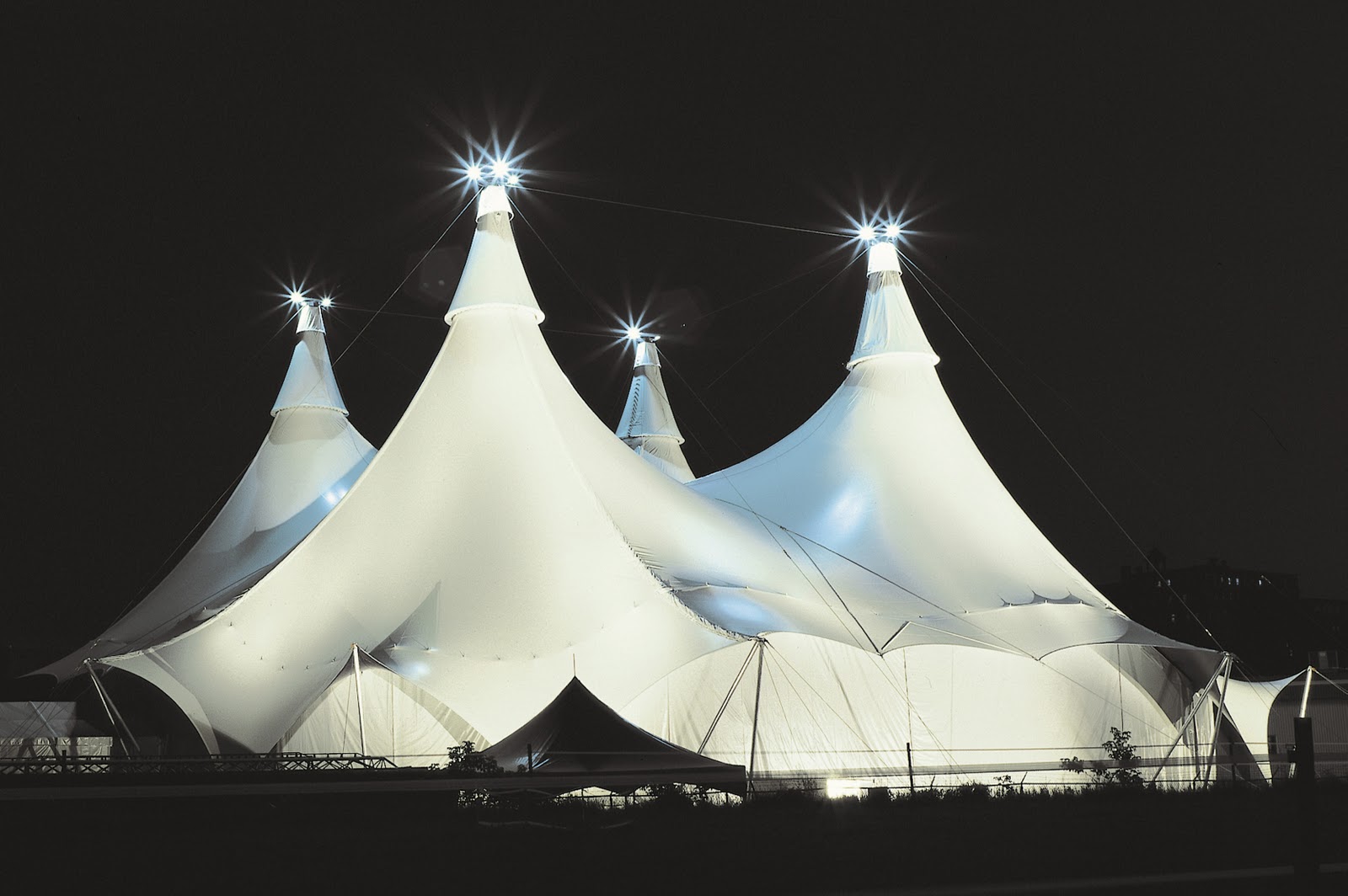 Happy Hour Mom: Cavalia Comes To Southern California