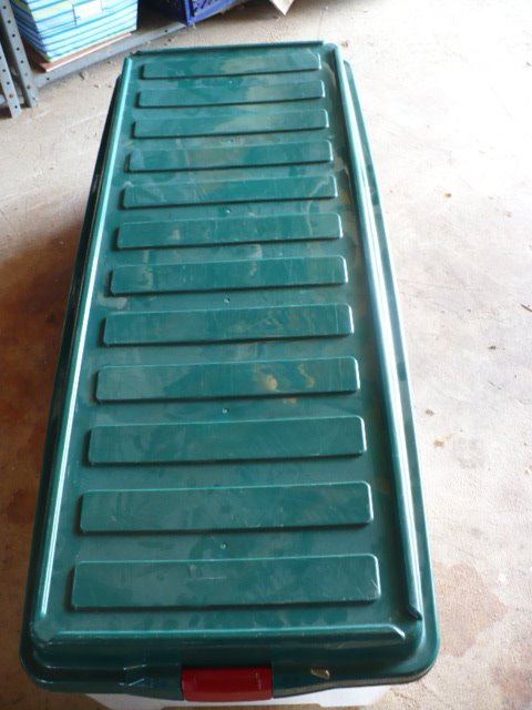 [pillowcontainer.JPG]