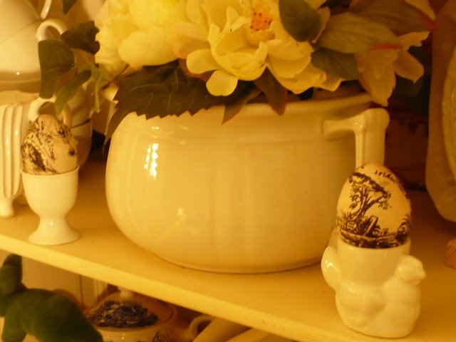 [blacktoileeggs.JPG]