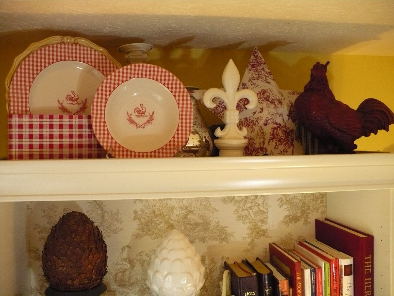 [topofbookcase.JPG]