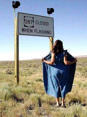 http://3.bp.blogspot.com/_zuYQ3f-34xI/Sms1QKRBPII/AAAAAAAABgw/0E0I_bEm7rE/s400/flashing-signage.jpg