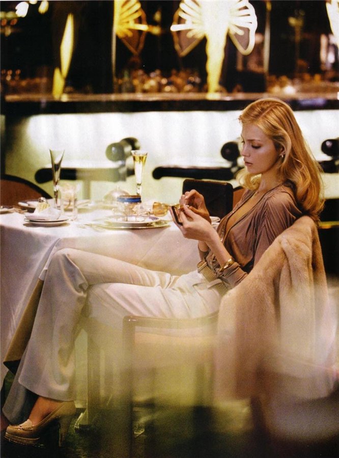 [neutralglamourvogue064.jpg]