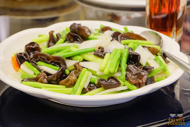 sauteed asparagus with black fungus and chinese yam