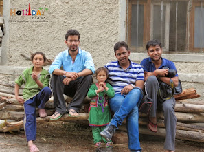Group pic at Dah Group pic at Dah village in Kargil