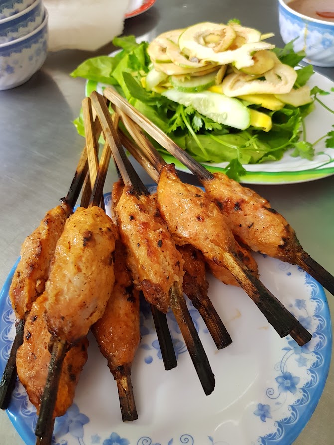 Hue Lemongrass skewer (Nem lụi)
